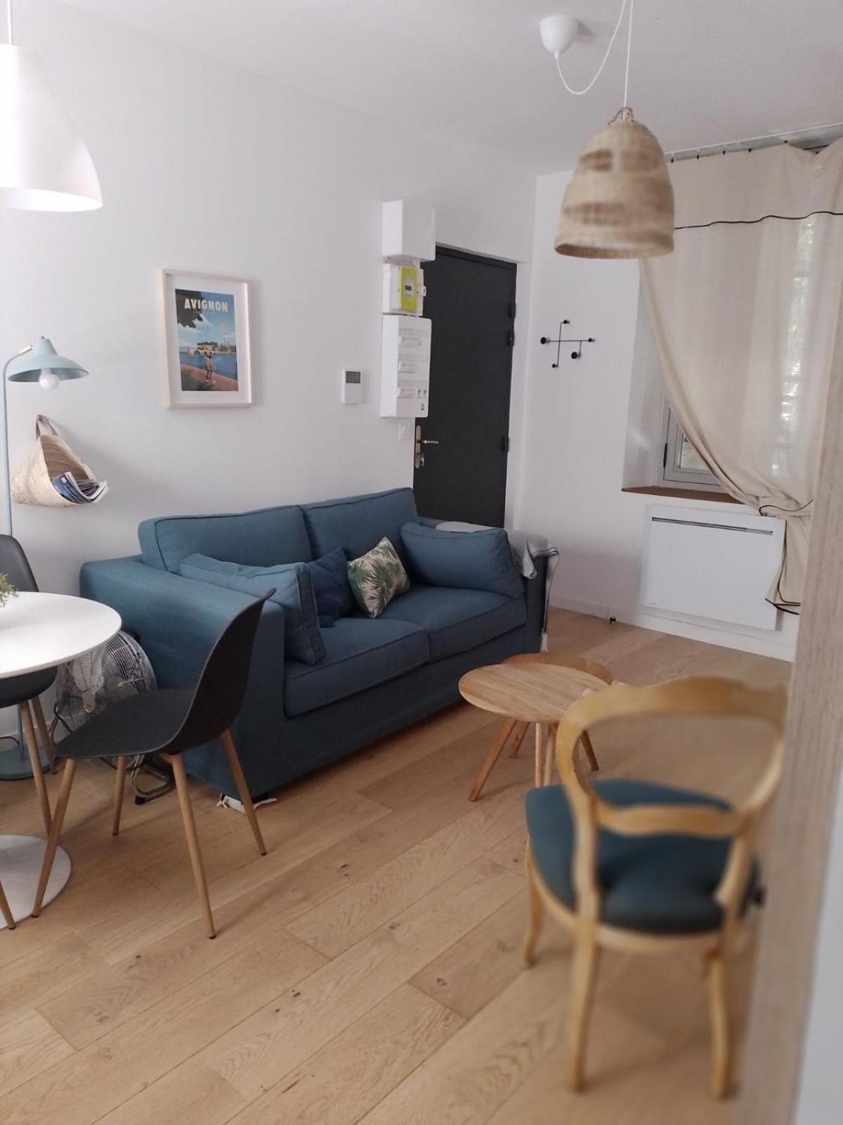 Avignon hyper-centre piéton, rénové à neuf, charmant Esterno foto