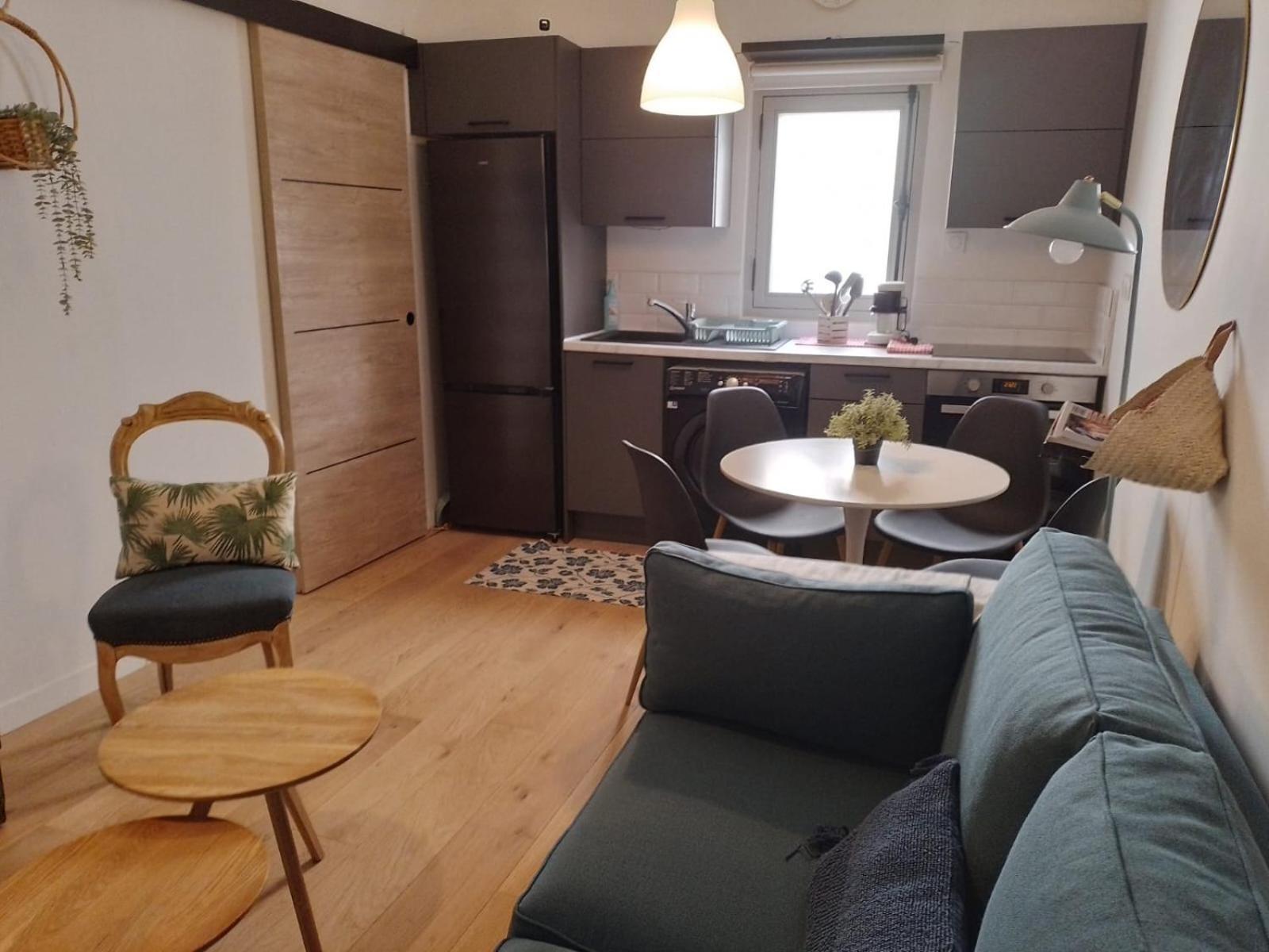 Avignon hyper-centre piéton, rénové à neuf, charmant Esterno foto